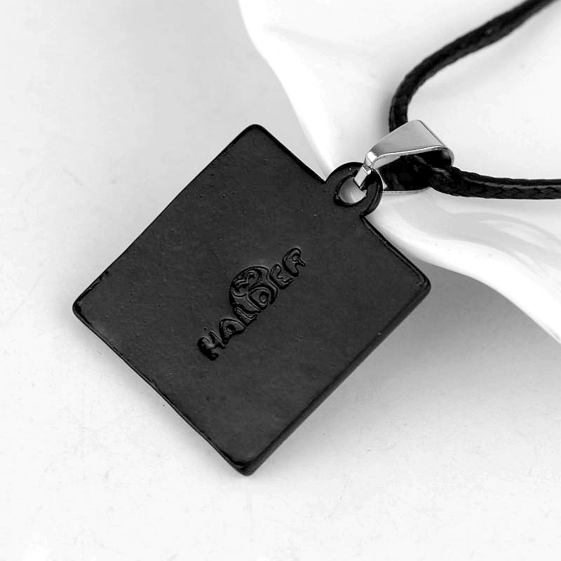 Collar con colgante de juego D - Gaming Accessories As Gifts reseña y precio